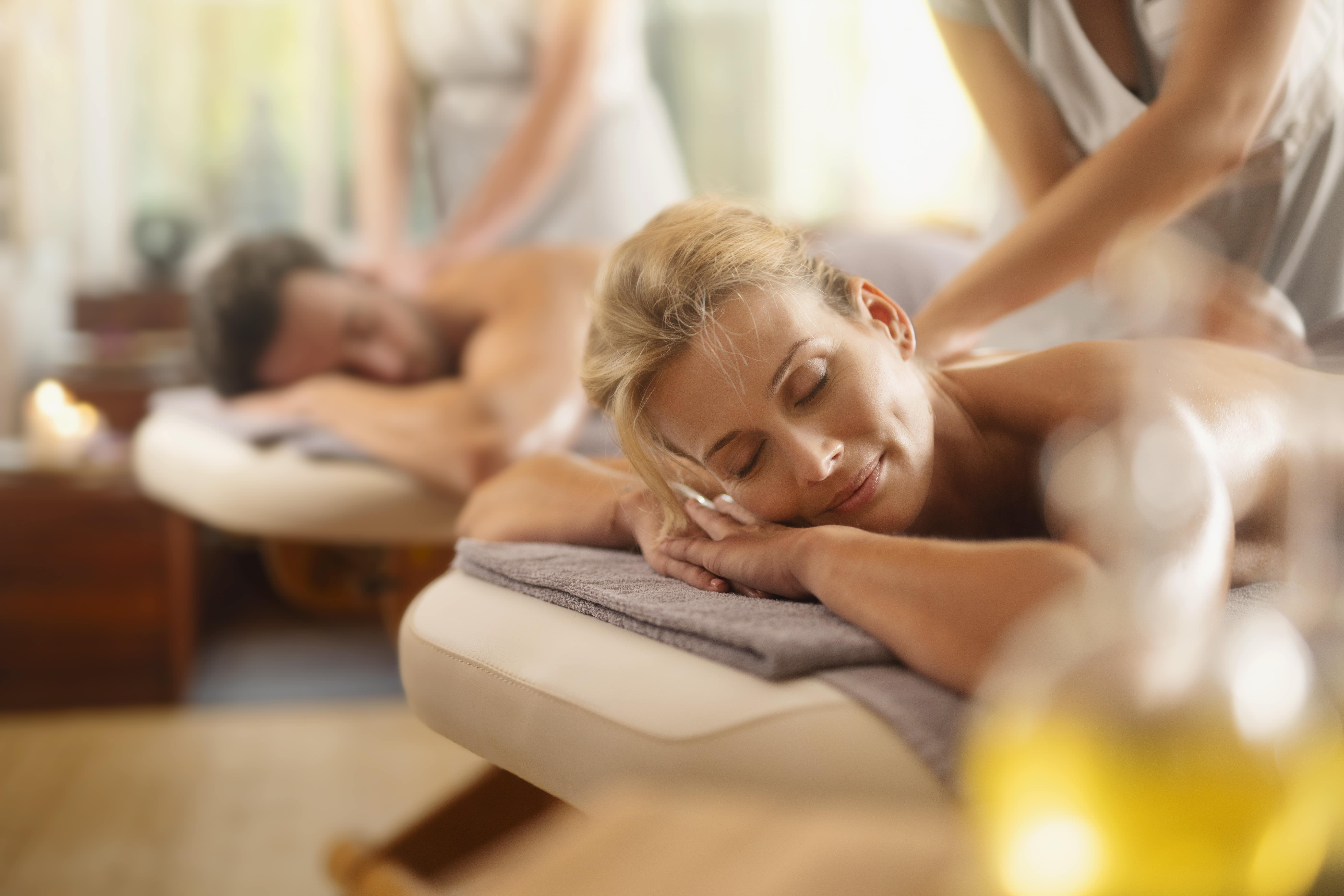 Table de massage dans cabine Spa Alliance Pornic