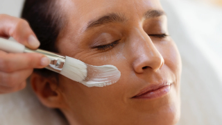 Soin visage femme à Alliance Pornic